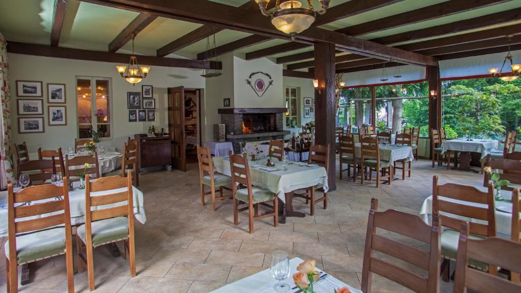קאדמריו Hotel & Spa Cacciatori מראה חיצוני תמונה