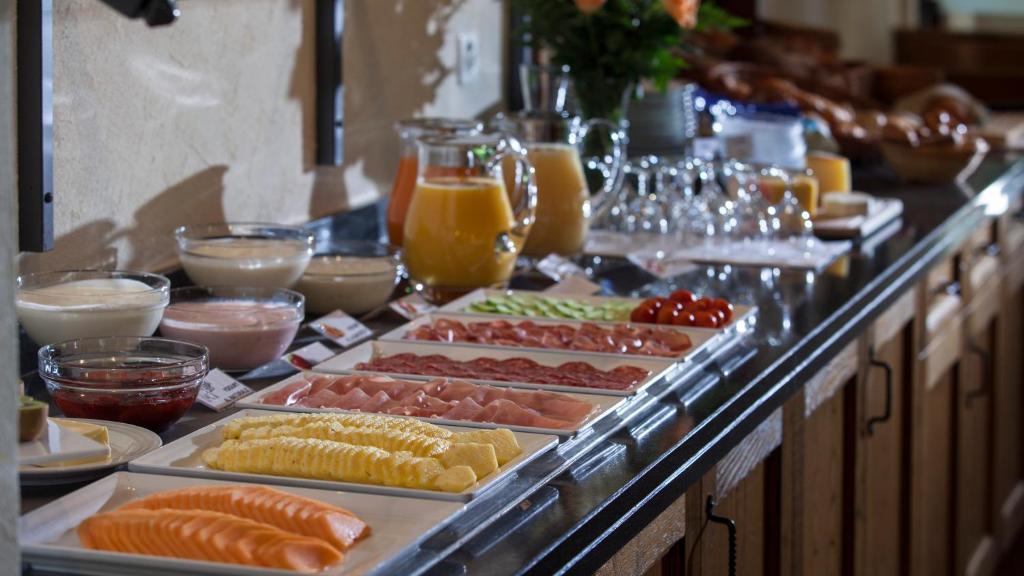 קאדמריו Hotel & Spa Cacciatori מראה חיצוני תמונה