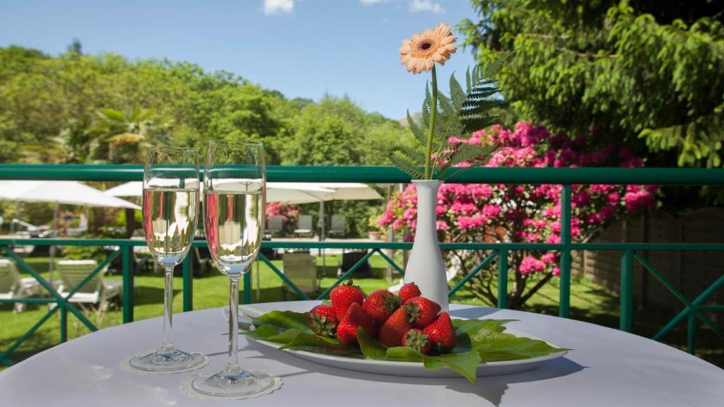 קאדמריו Hotel & Spa Cacciatori מראה חיצוני תמונה
