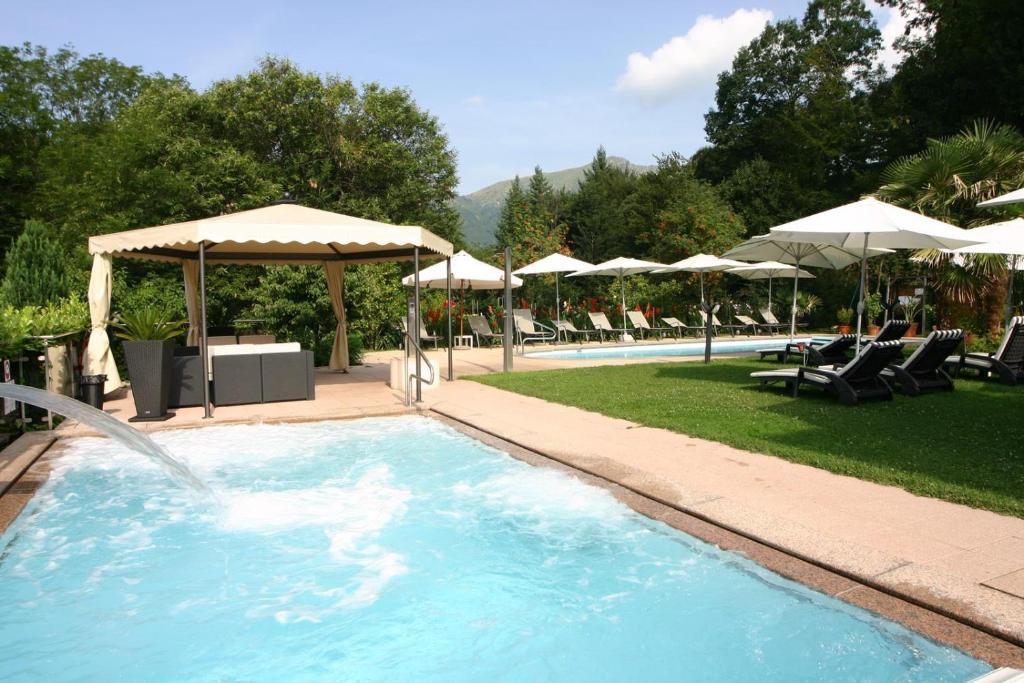 קאדמריו Hotel & Spa Cacciatori מראה חיצוני תמונה